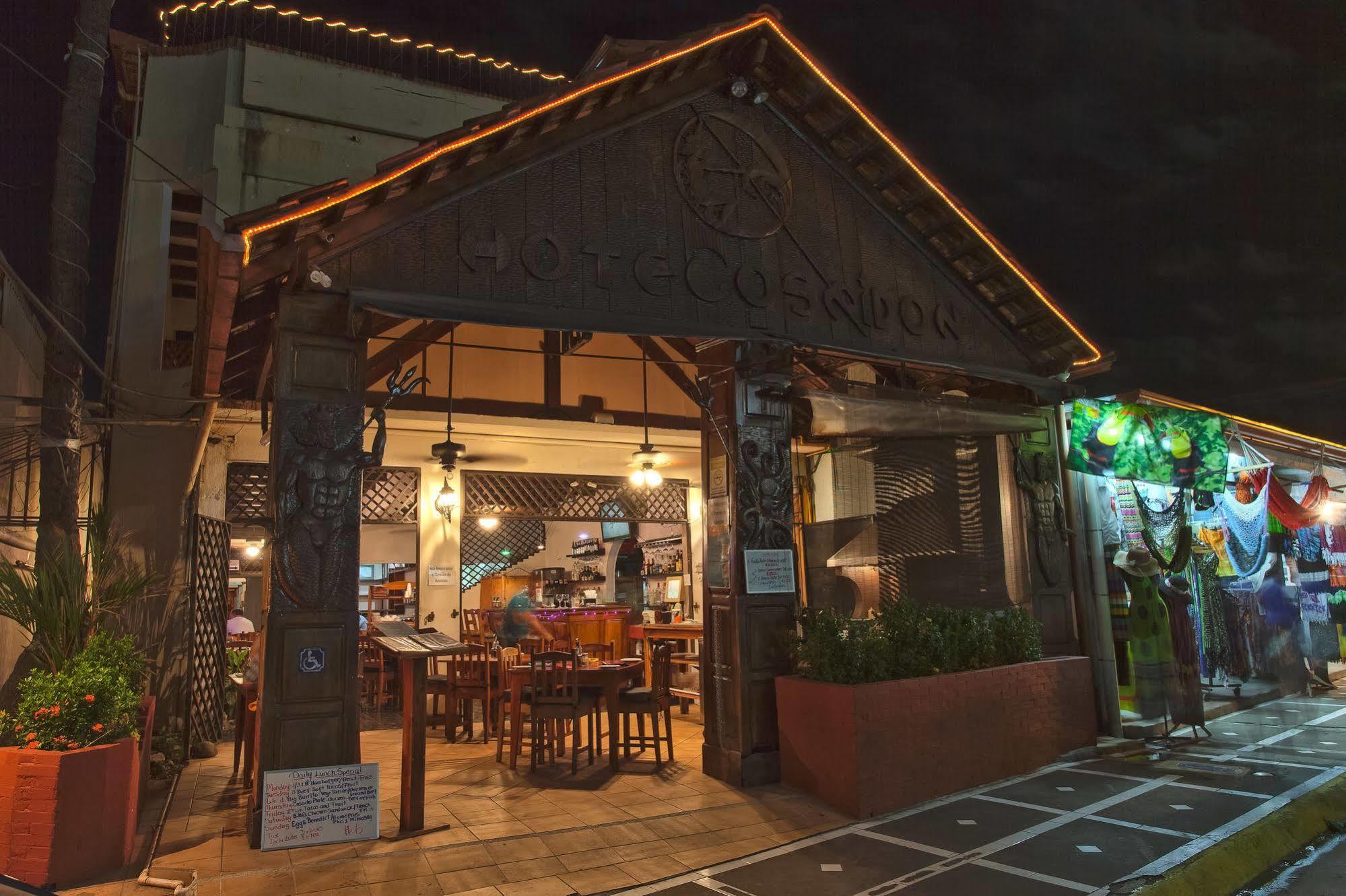 Hotel Poseidon Jacó Екстериор снимка